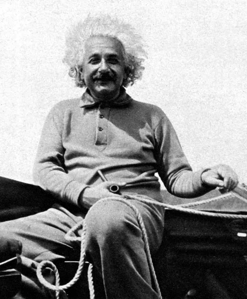 15 Pictures Of Albert Einstein Looking Like The Brainiest Badass Ever Huffpost Uk 3688