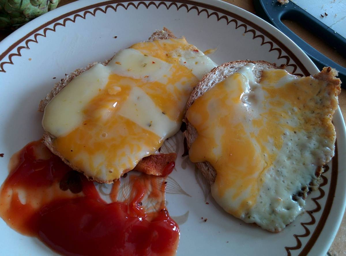These Grilled Cheese Fails Make Us Question Our Faith In Humanity