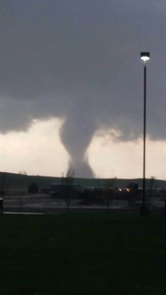 North Dakota Tornado Rips Through Oilfield (PICTURES) HuffPost UK