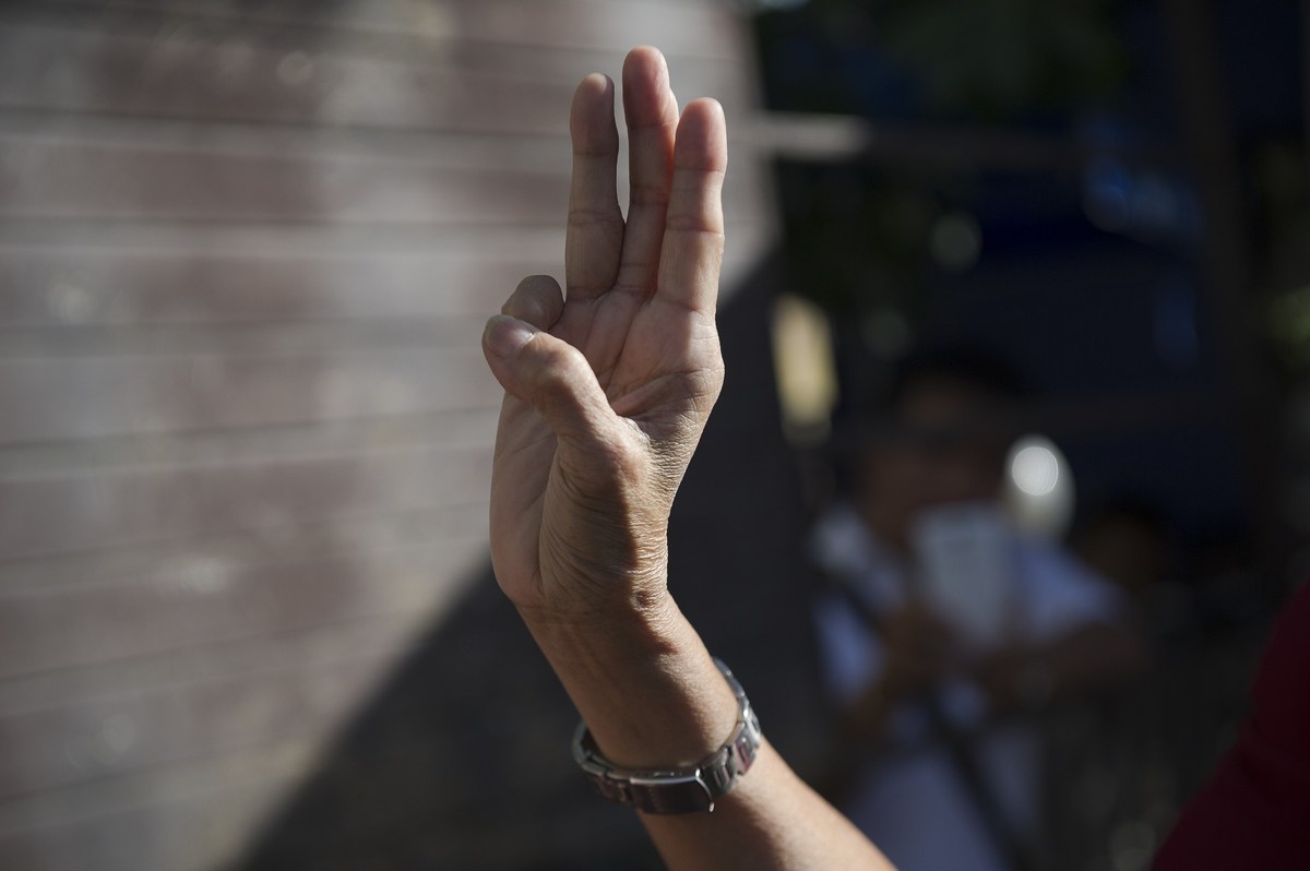 Thailand Protesters Using Hunger Games Salute As AntiCoup Gesture