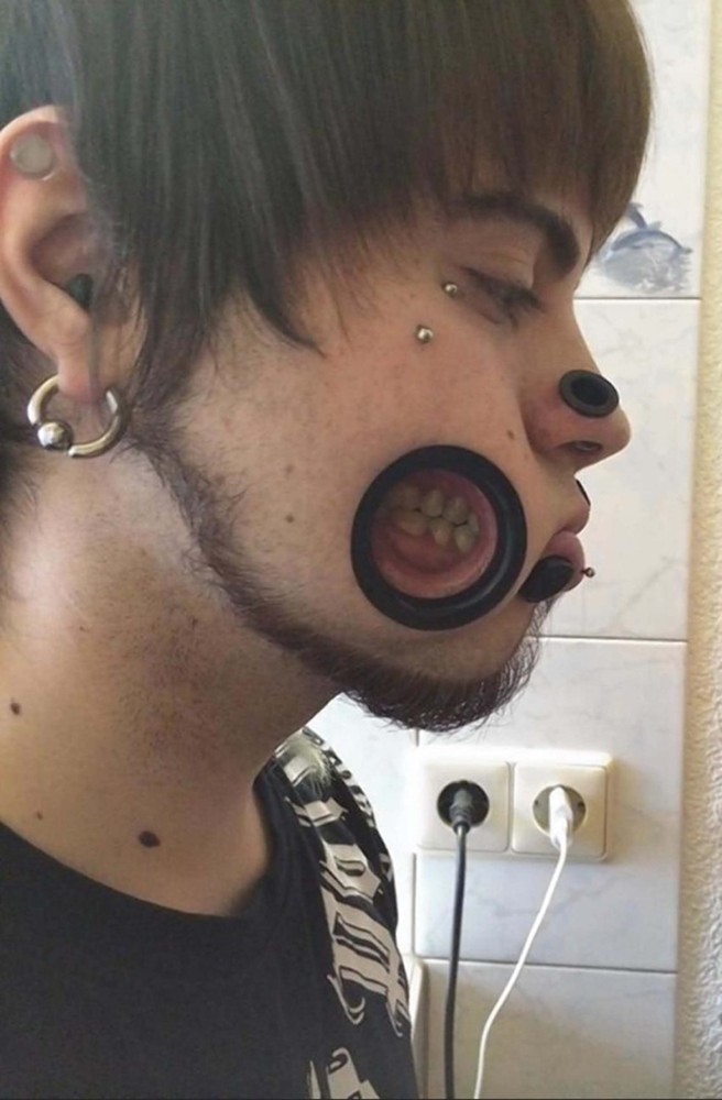 Extreme Piercing Taken To A W Hole New Level Photos Huffpost 