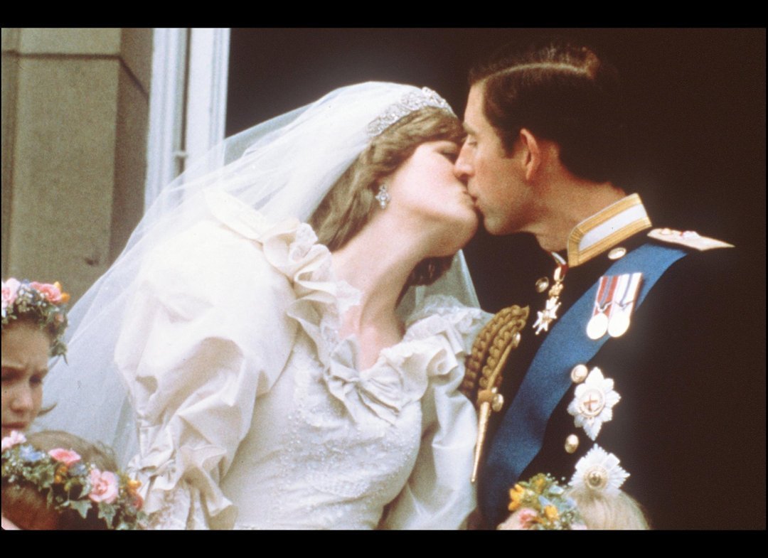 A Look Back At Princess Diana & Prince Charles' Wedding | HuffPost