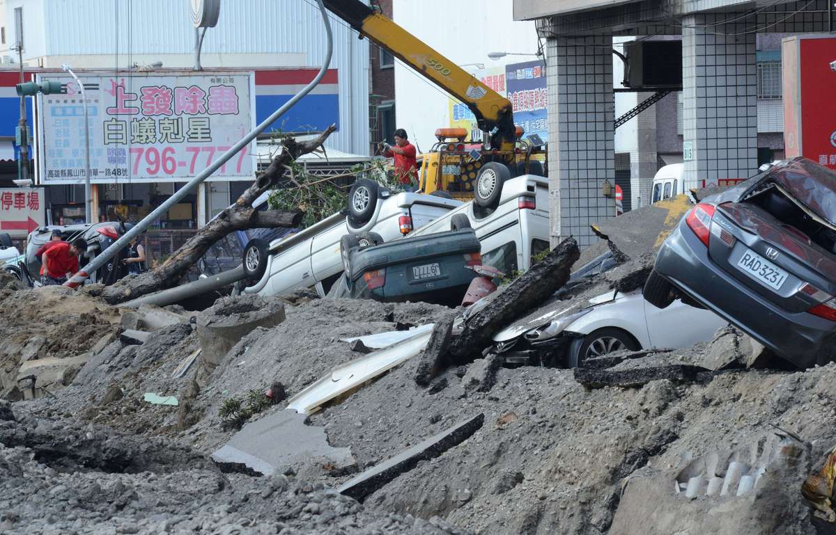 Taiwan Gas Explosion Pictures Capture Aftermath Of Deadly Blast ...