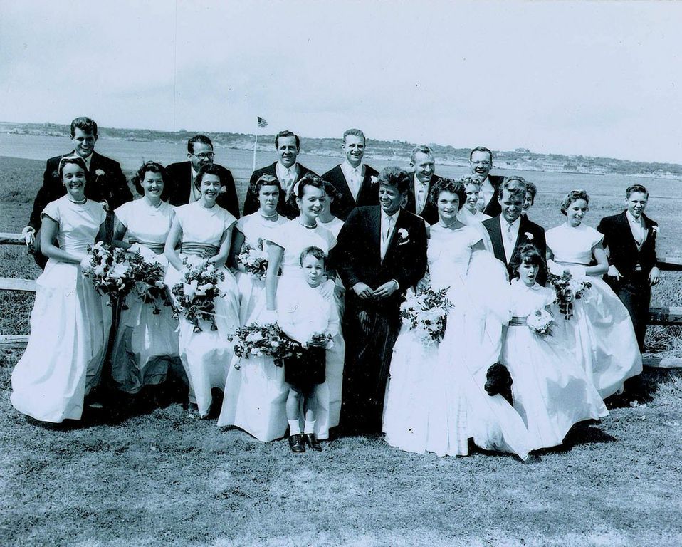 These Rare Photos From Jfk And Jackies Wedding Were Found In A Darkroom Huffpost 