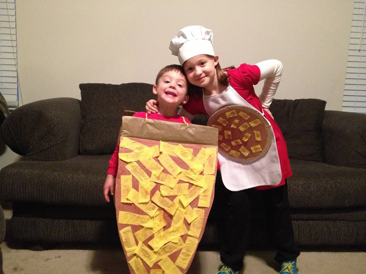 halloween costumes for siblings that are cute creepy and supremely clever huffpost - Cute And Clever Halloween Costumes halloween costumes for siblings that are cute creepy and supremely clever huffpost - Cute And Clever Halloween Costumes