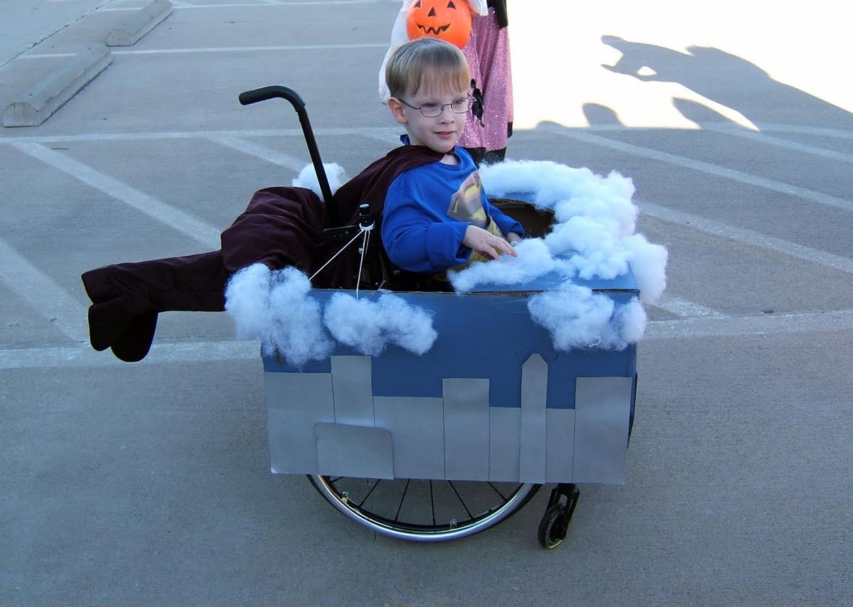 Mom Cleverly Dresses Up Son's Wheelchair With Amazing Halloween