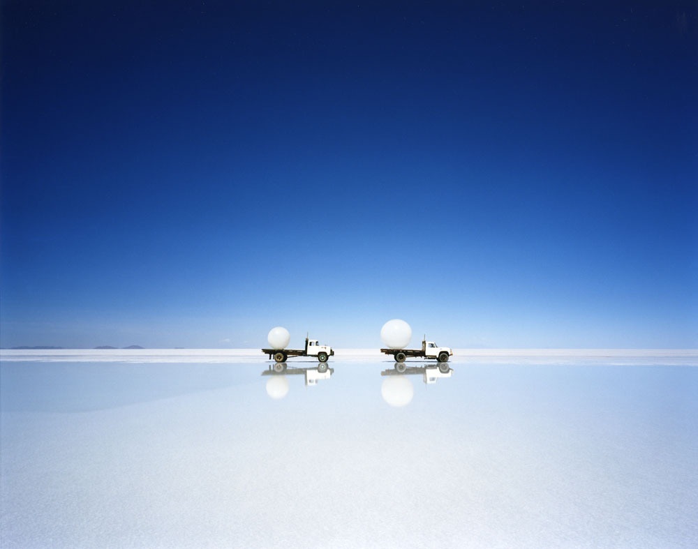 Surreal And Stunning Visions From The Largest Salt Flat In The World ...