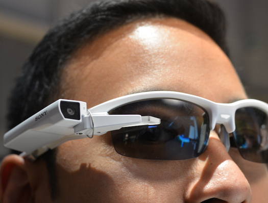 self tying nike trainers