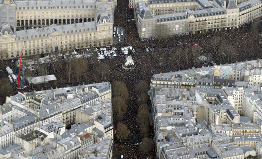 http://i.huffpost.com/gadgets/slideshows/394944/slide_394944_4838308_compressed.jpg