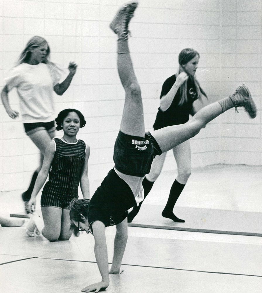 6 Vintage Photos That'll Bring You Back To Gym Class HuffPost
