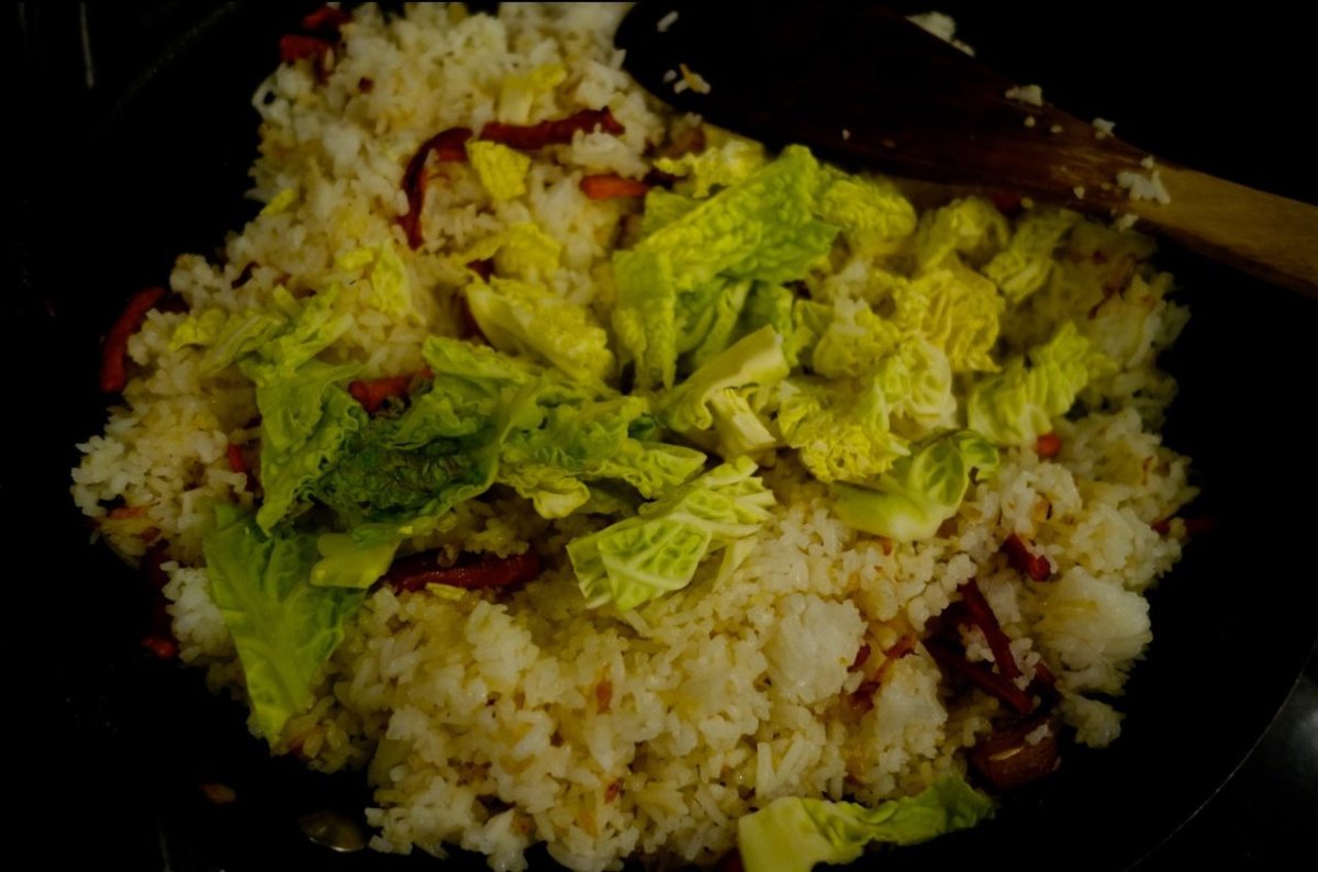 Cooking Off the Cuff Meatless Fried Rice, But With Something to Chew