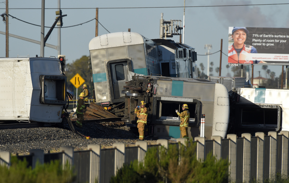 Dozens Injured As California Commuter Metrolink Train Crashes And