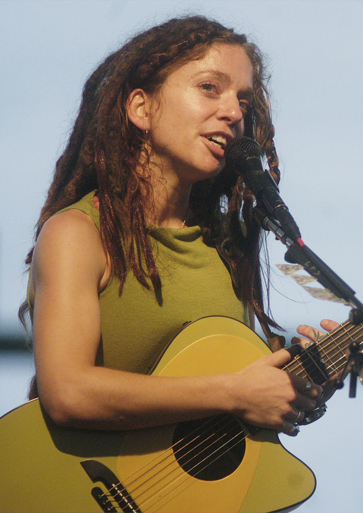 15 Celebrities Who've Wonderfully Rocked Dreadlocks