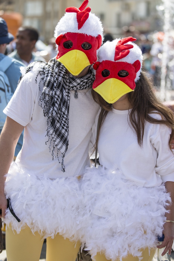 Purim Festival 2015 Pictures Show All The Colour Of Jewish Holiday