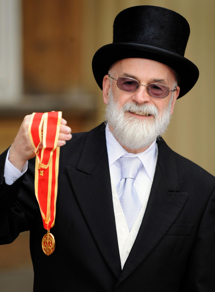 Terry Pratchett: Best Quotes From The Discworld Author Who ...