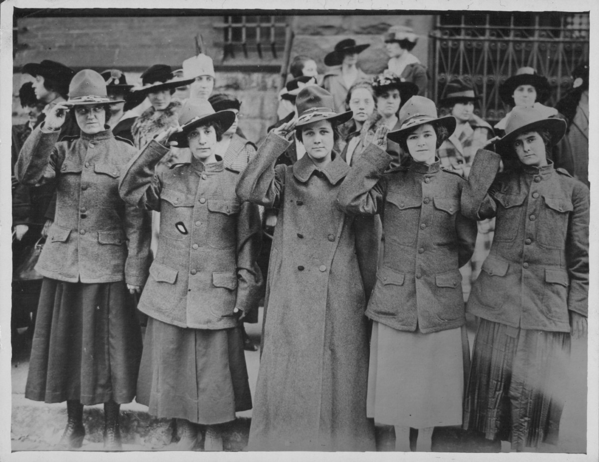 19 Photos Of Women Working, 100 Years Ago | HuffPost