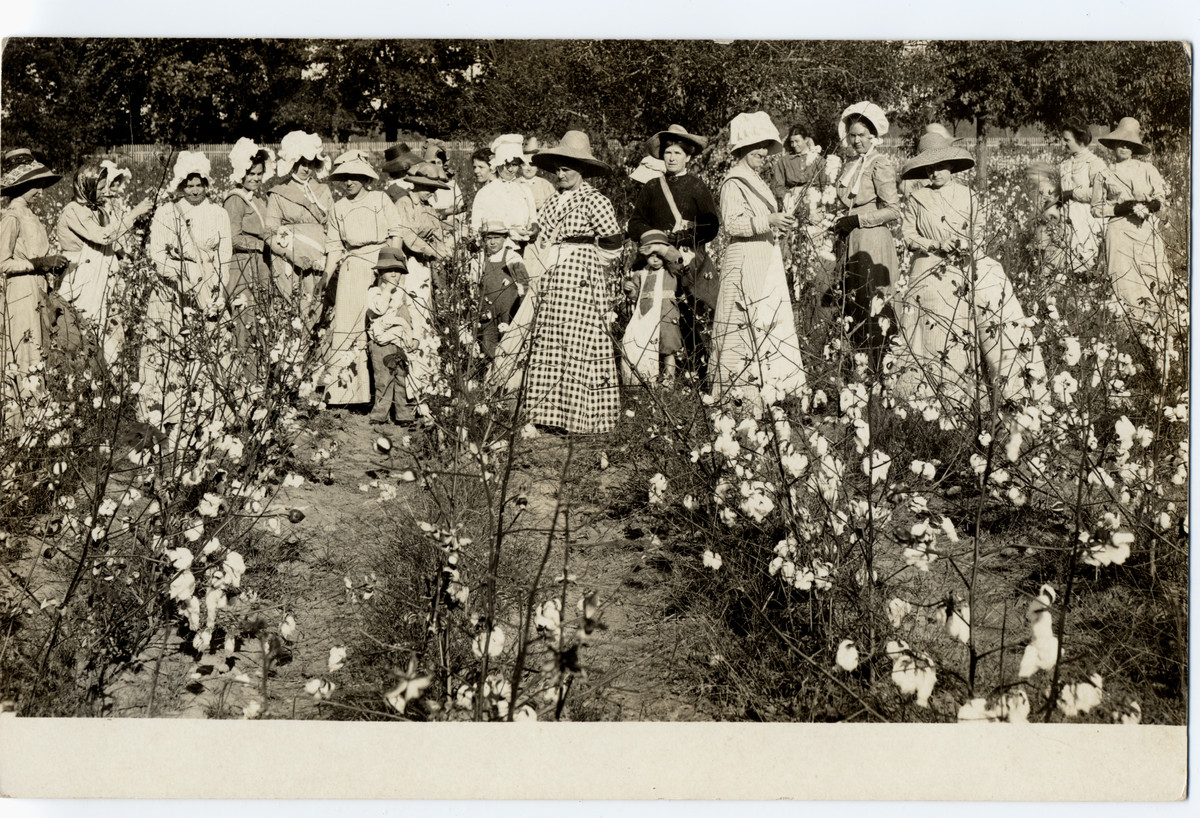 19 Photos Of Women Working, 100 Years Ago | HuffPost