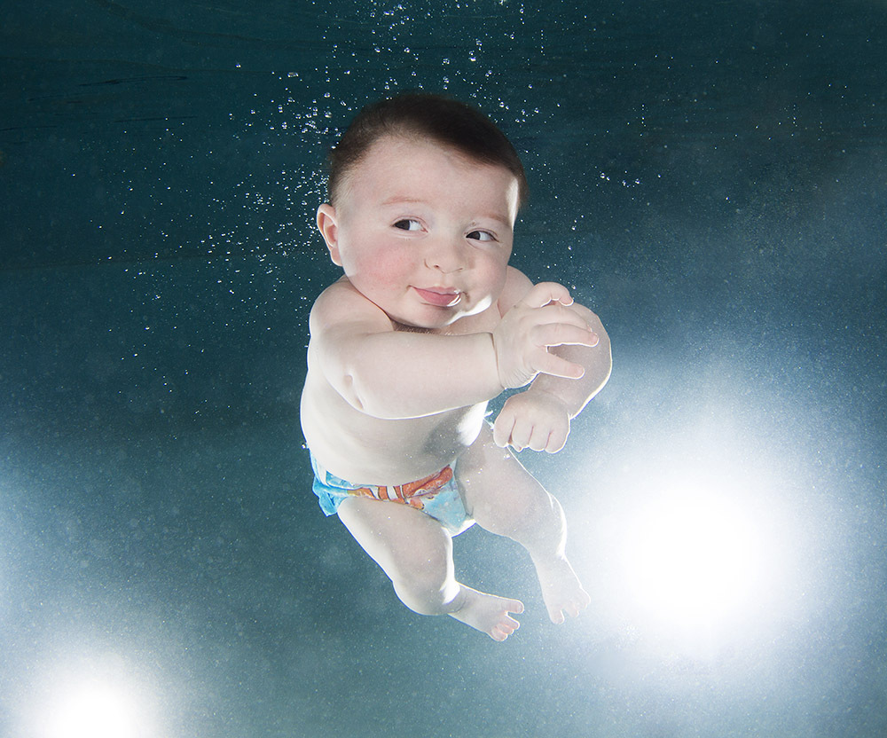 Foto Foto Bayi Belajar Berenang Ini Terlalu Lucu Untuk Kamu