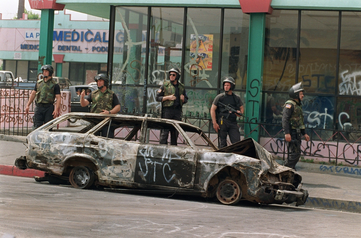 Remembering The 1992 La Riots Over 2 Decades Later Huffpost