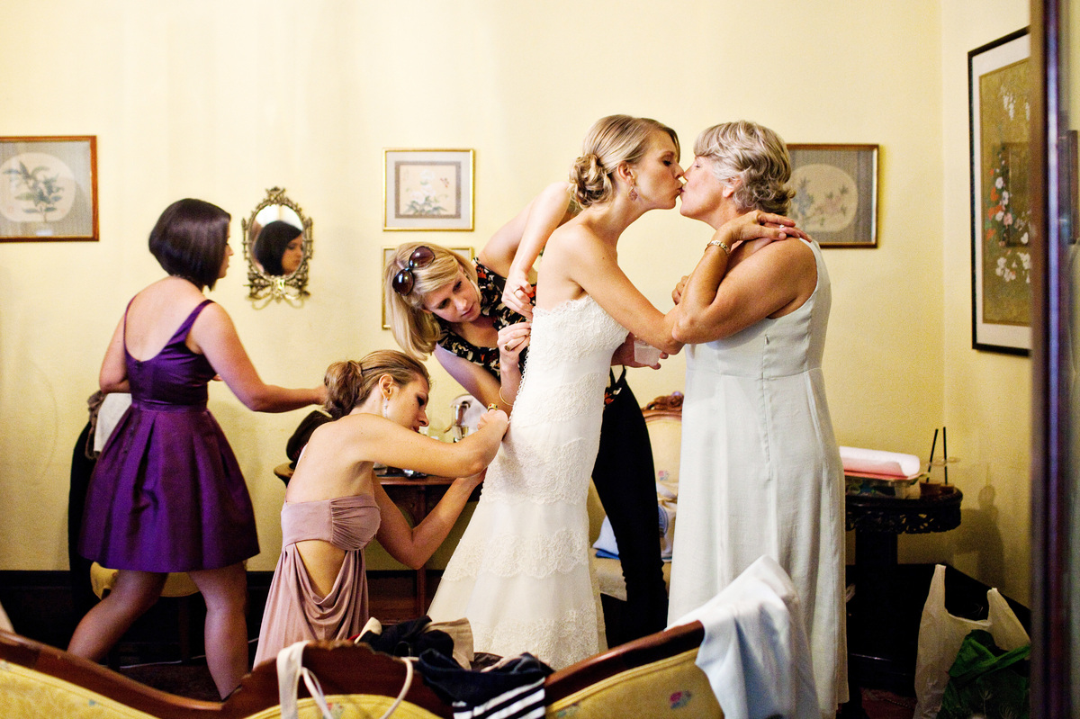 15 Adorable Bff Moments Between Newlyweds And Their Moms Huffpost