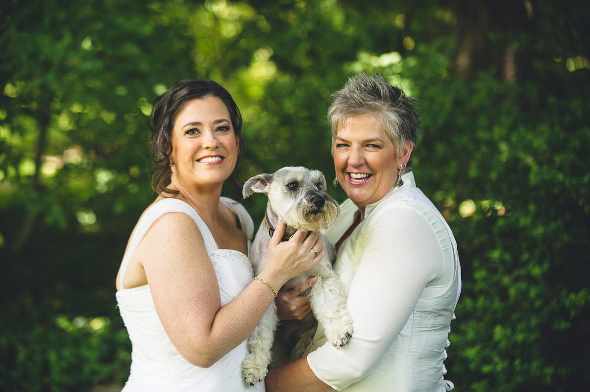 22 Stunning Same Sex Wedding Photos That Are So Full Of Love Huffpost 0785