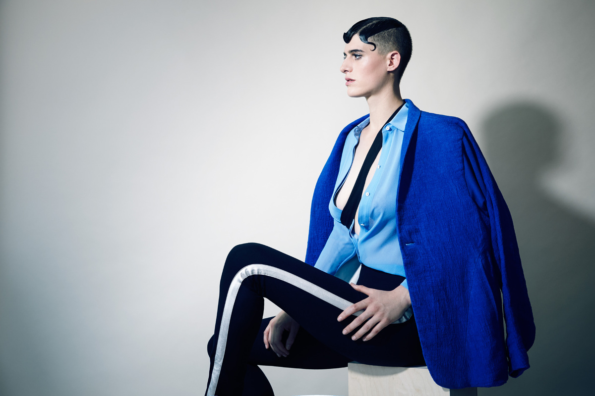 Rain Dove Androgynous Model Is Breaking Down Gender Roles In Fashion Huffpost Uk 5524