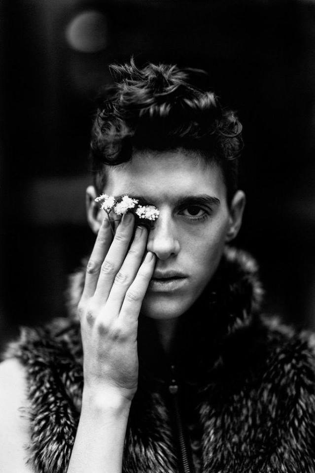 Rain Dove Androgynous Model Is Breaking Down Gender Roles In Fashion Huffpost Uk 2641