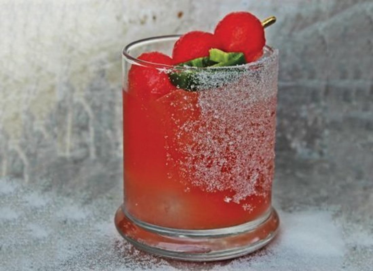 5 Thirst Quenching Watermelon Cocktails Perfect For Summer Huffpost 7003