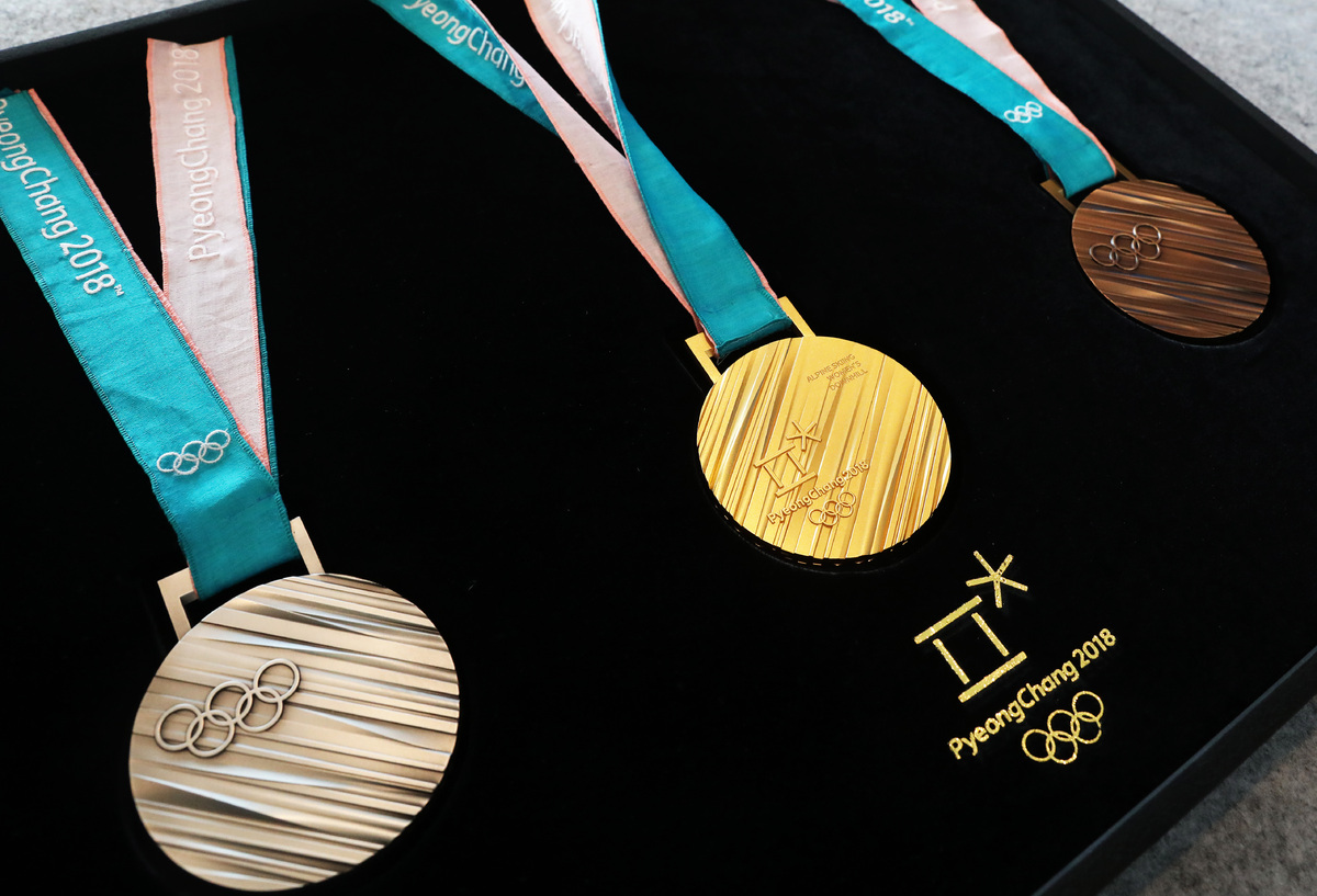 Medals show Korean heritage, nature