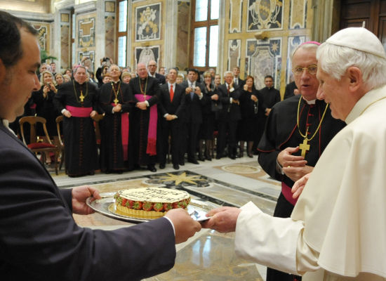 pope's 83rd birthday cake