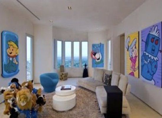 Inside Kanye West S Hollywood Mansion Photos Global Grind