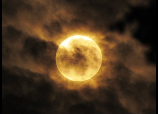 Supermoon Adkins, Texas