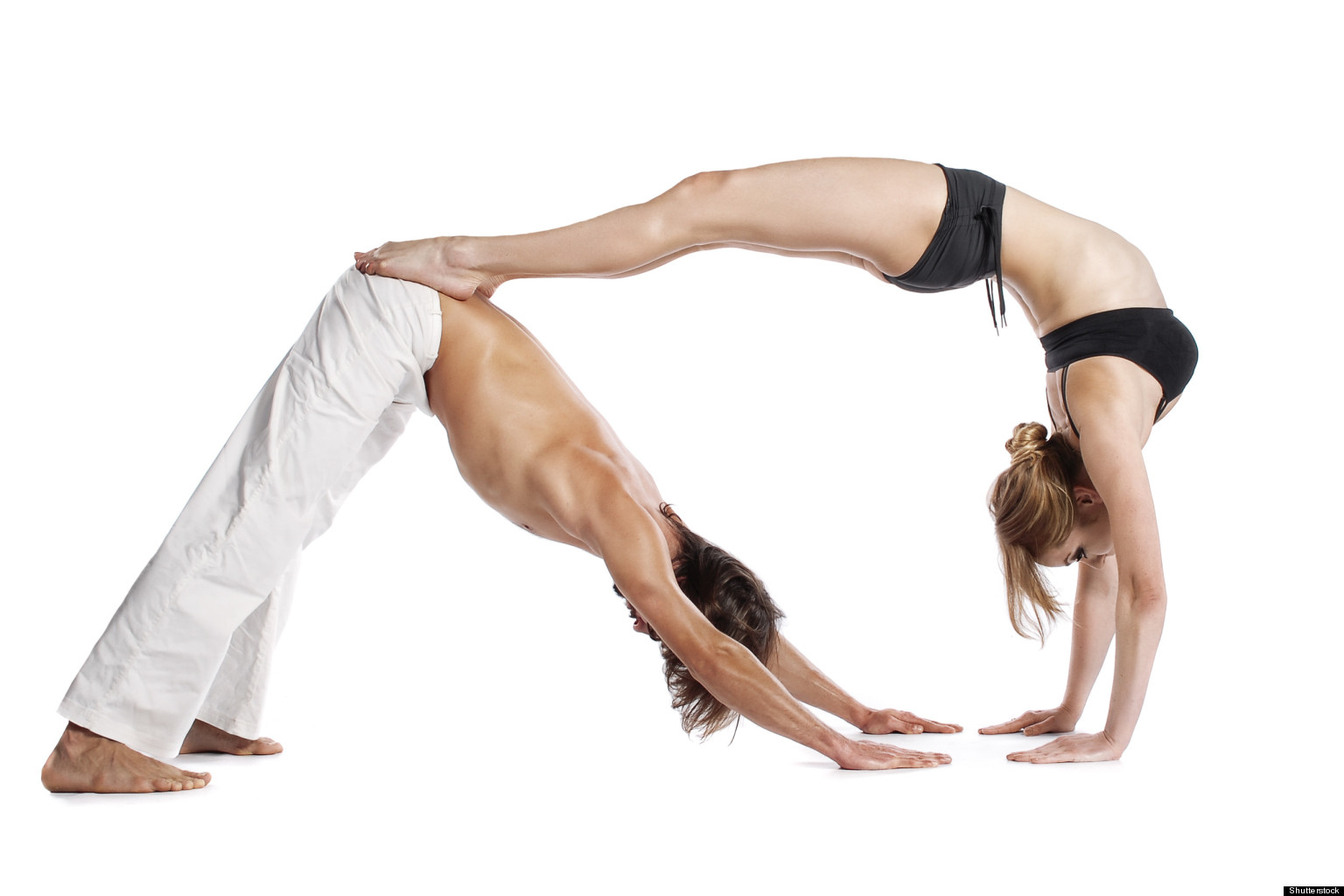 partner-yoga-5-poses-to-strengthen-your-body-and-relationship