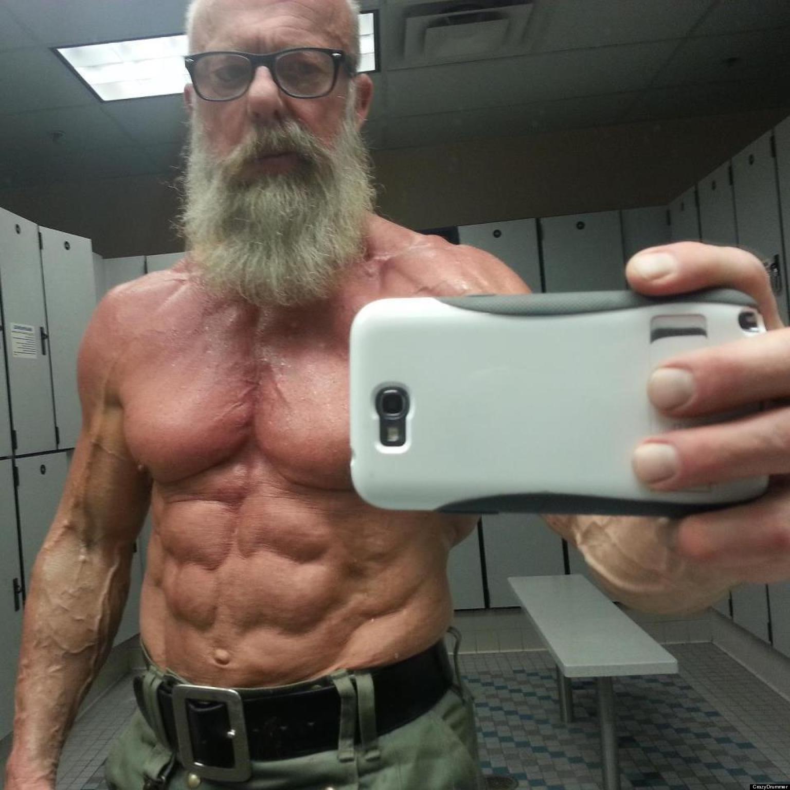 Old Bodybuilder On Reddit Shows Off His Ripped 60 Year Old Body Huffpost 2822