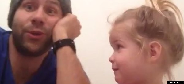 MIRA: Adorable dueto entre padre e hija