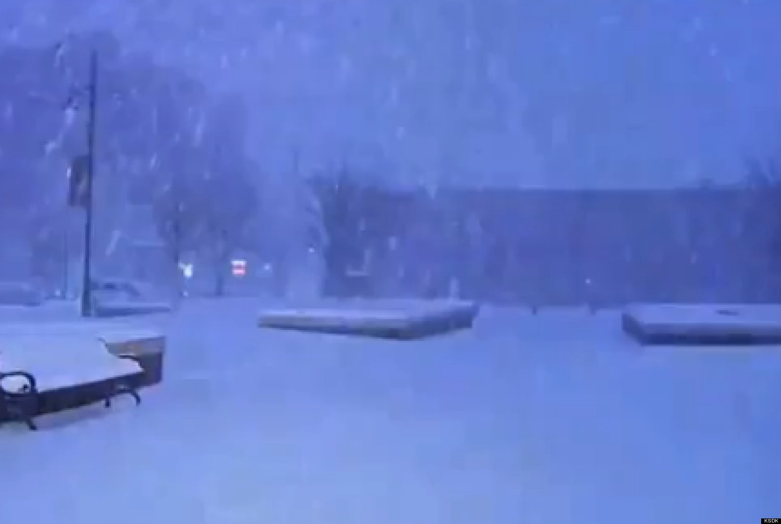 Thundersnow VIDEO Wichita, Kansas, Experiences Lightning During Winter