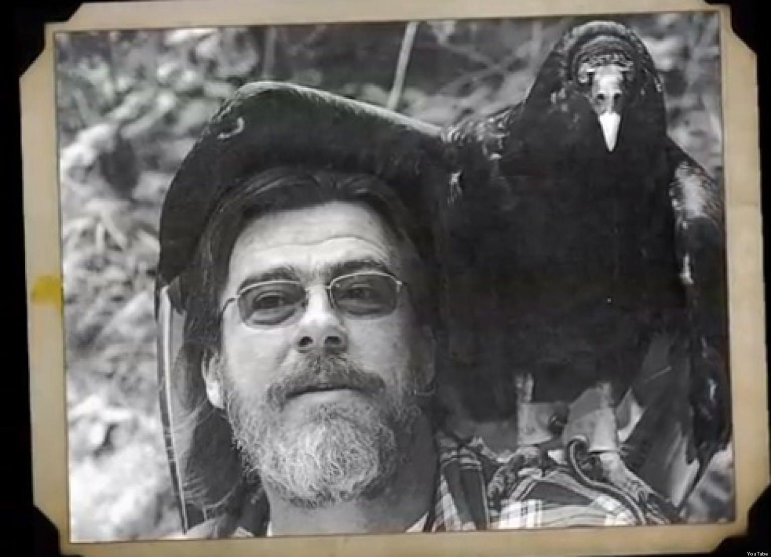 Apollo, Rescued Turkey Vulture, Finds A Mate In LA County Animal Keeper