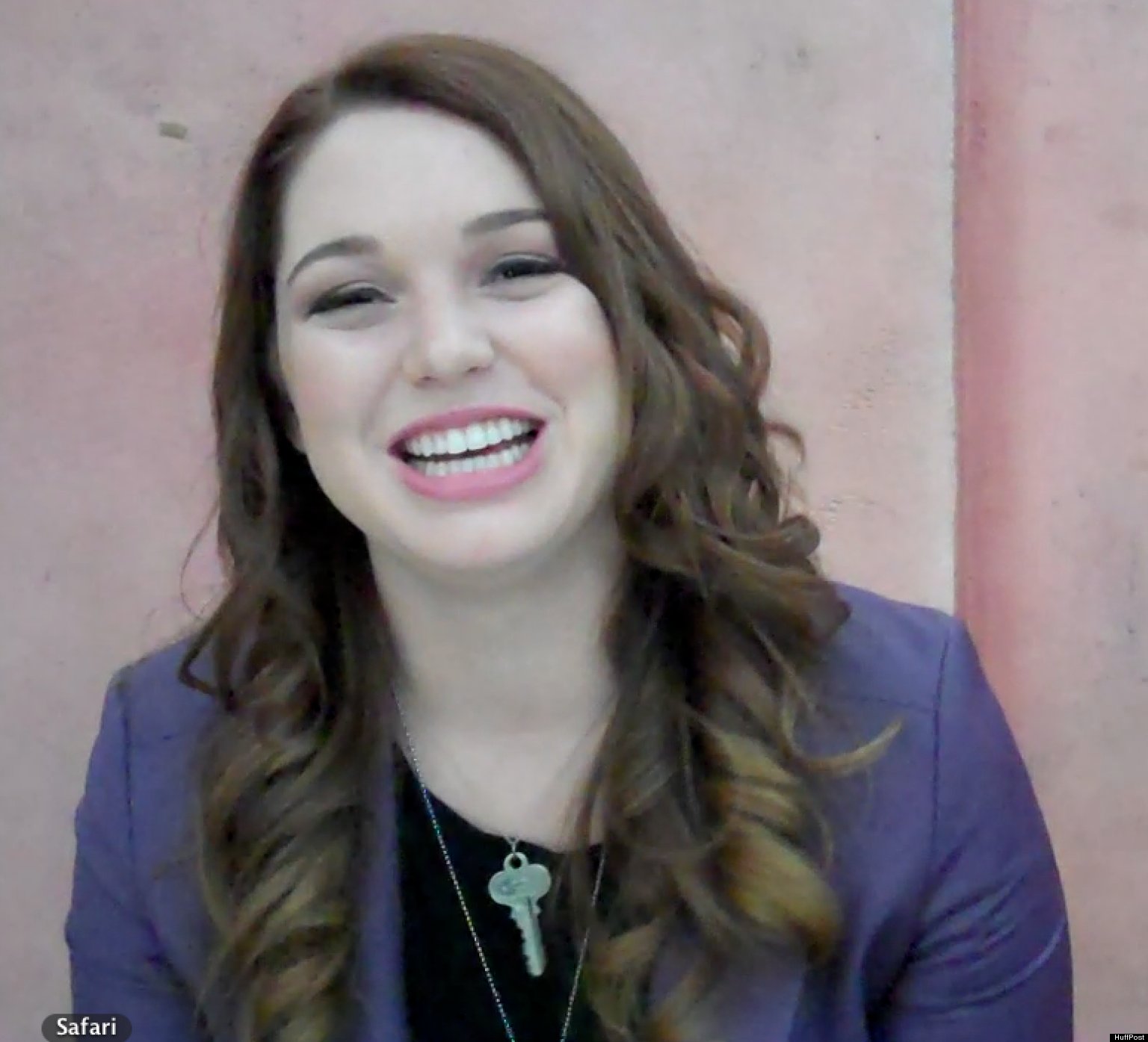 Jennifer Stone Talks The Wizards Return Alex Vs Alex And Selena 