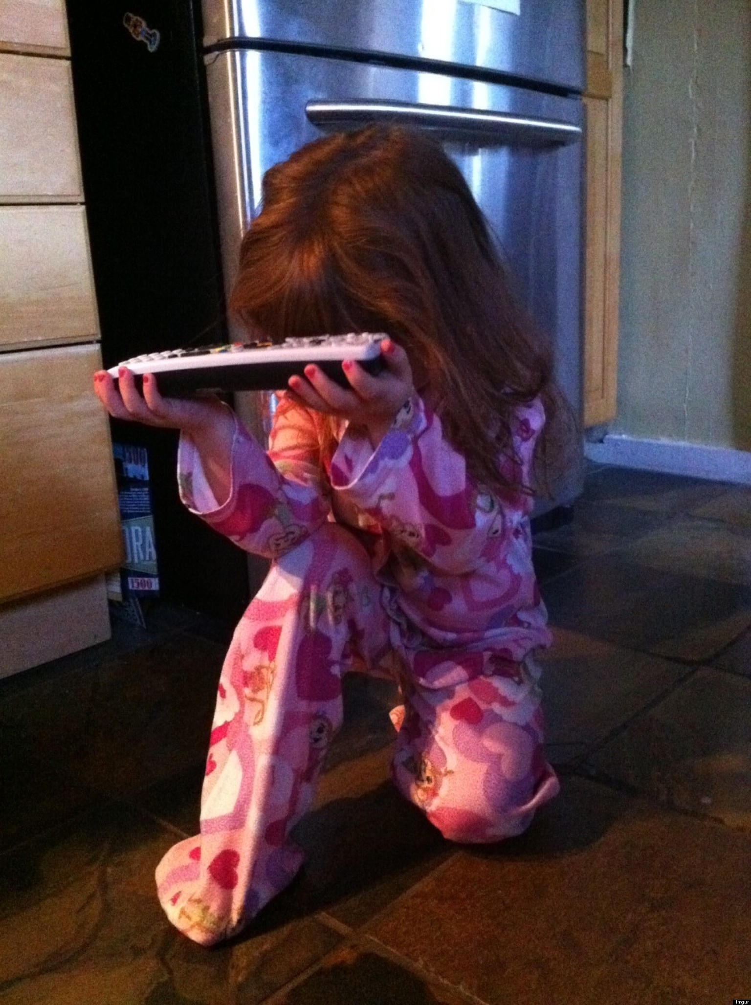 Photo Of Little Girl Begging To Watch Cartoons Is Epic | HuffPost