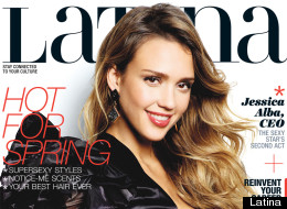 Jessica Alba mostrando pancita en la portada de la revista Latina (FOTO)