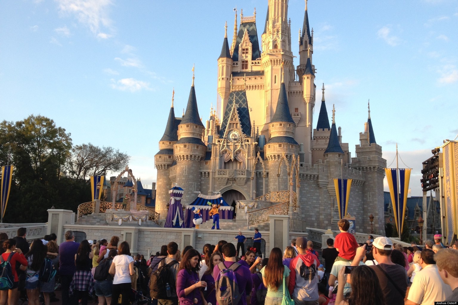 Theme Park Travel Tips: Tackling Disney World And Universal Studio