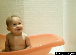 Bebés en la hora del baño (FOTOS)