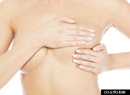 Mes seins, je les tripote