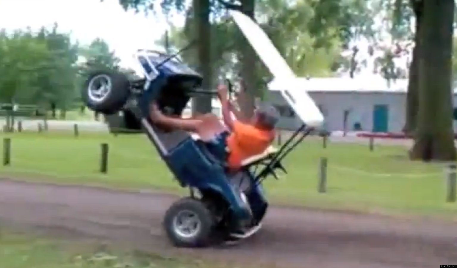 Golf Fail Compilation Proves It Really Is A Contact Sport Golf Fail Compilation Proves It Really Is A Contact Sport