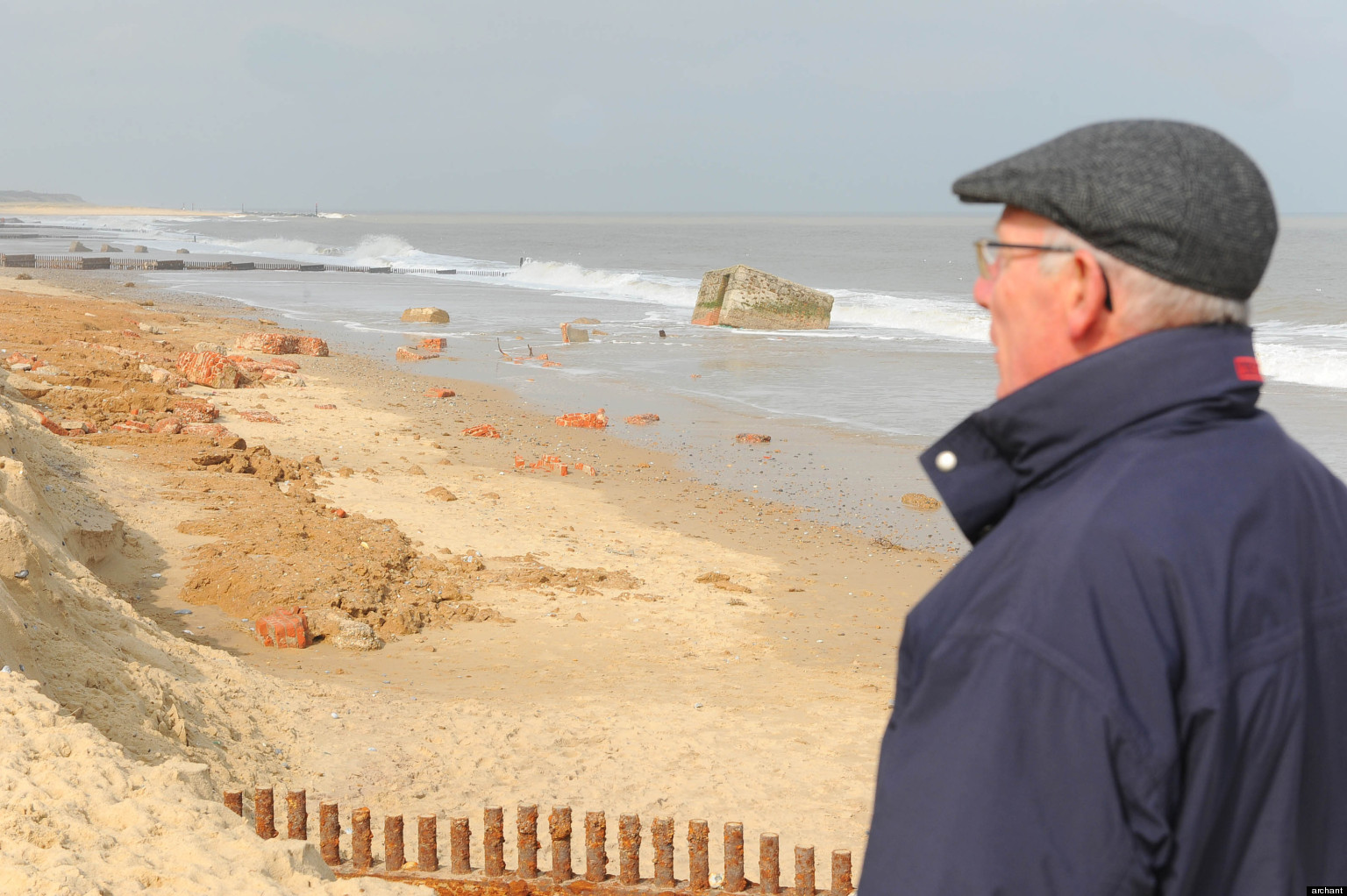 Manor House Hotel Abandoned In World War Ii Re Emerges From Sands Near Great Yarmouth