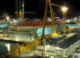 La construction du plus grand bateau du monde en 76 secondes (VIDÉO)