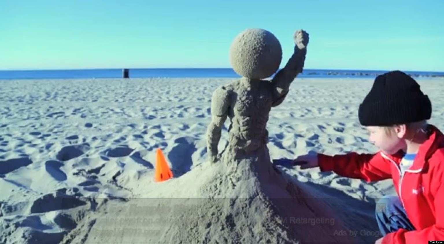 This Professional Sand Castle Builder, 7 Years Old, Is Best Water