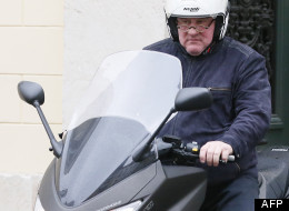 On a volé le scooter de Depardieu