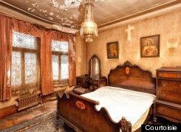 La maison la plus terrifiante de Montréal est toujours en vente (PHOTOS)