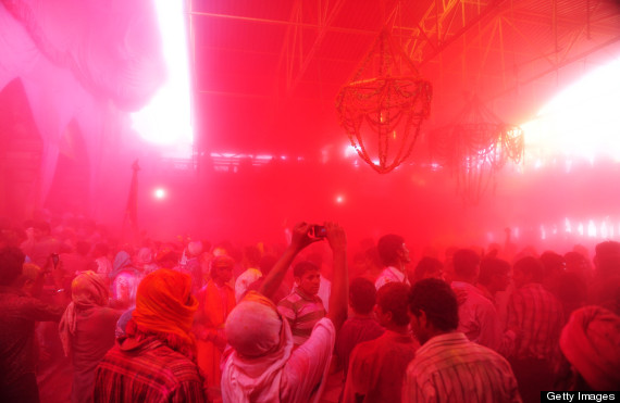 holi